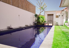 Villa Santhosa Umalas